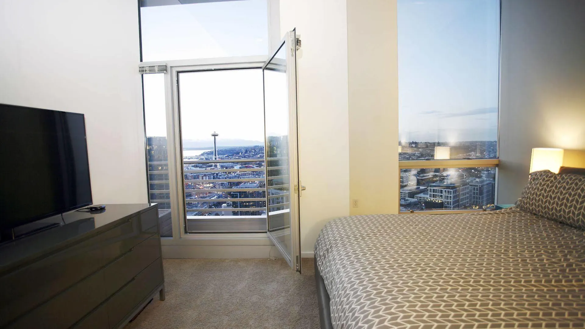Convention Center Lux Suites By Barsala Seattle 0*,