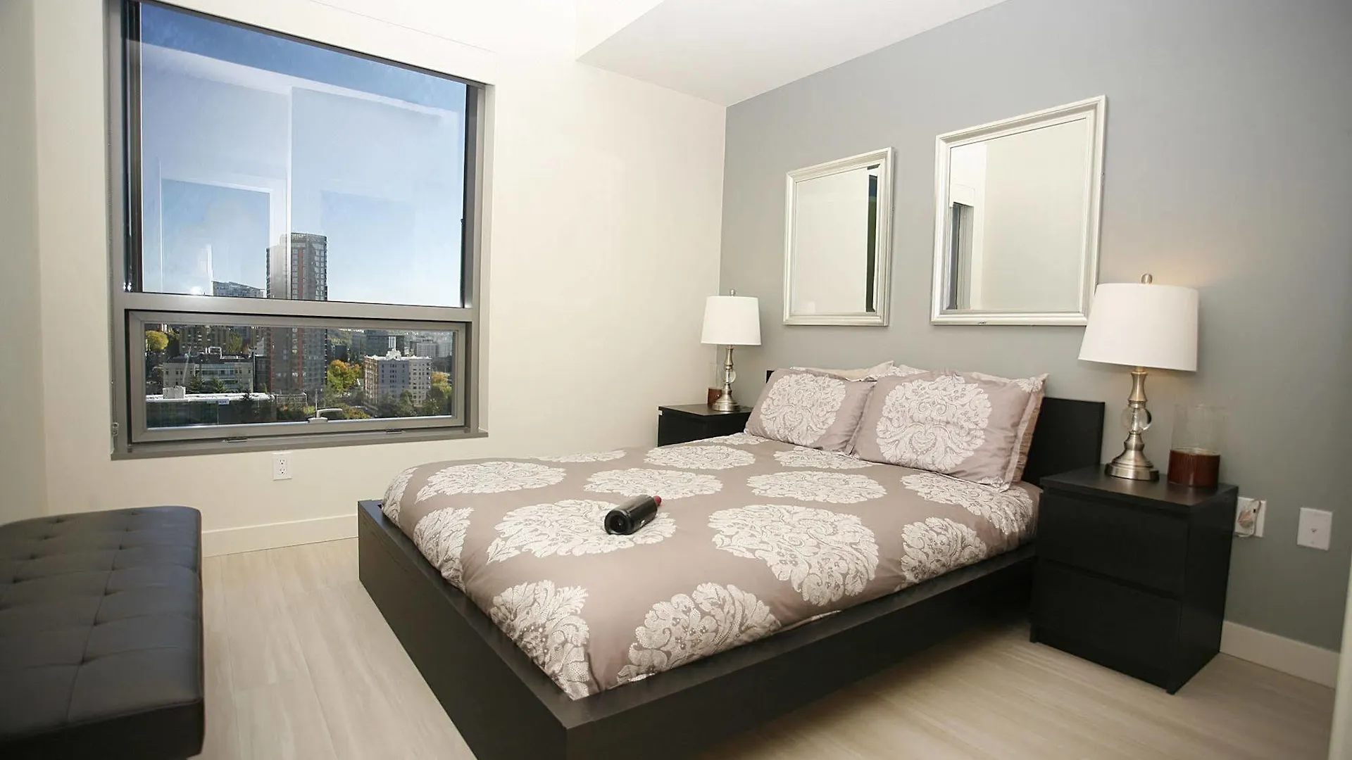 Convention Center Lux Suites By Barsala Seattle Hotel